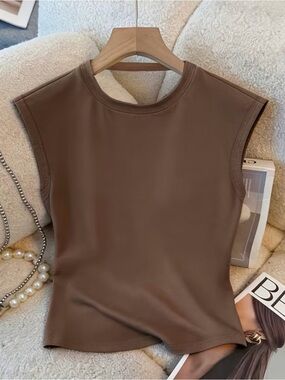 BNIP Backless Tank Top with integrated bra cups